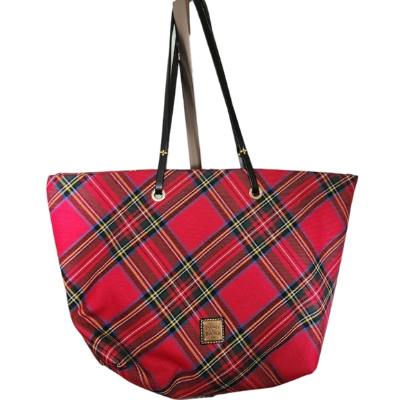☆Dooney & Bourke Red Plaid Tote Handbag☆ - Picture 2 of 8